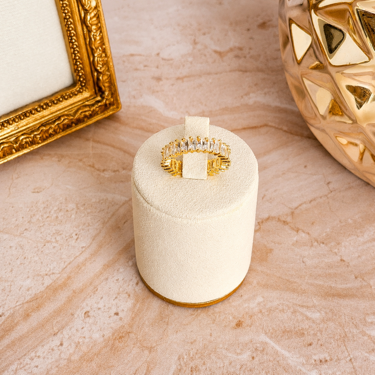 Anillo Lucienne
